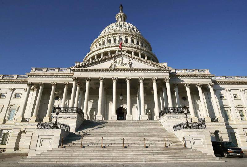 الكونغرس الأميركي يبحث مشروع قانون لتجنب الإغلاق الجزئي للحكومة