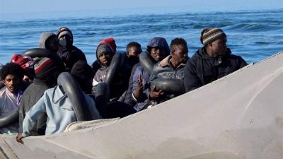 السنغال تعلن الحداد: غرق قارب يودي بحياة 20 مهاجرًا