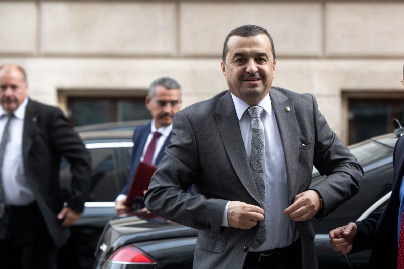 وزير الطاقة الجزائري: تراجع إيرادات تصدير الوقود في 2023
