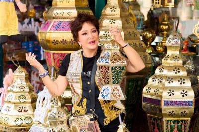 رحلة لبلبة لشراء أول فانوس في حياتها