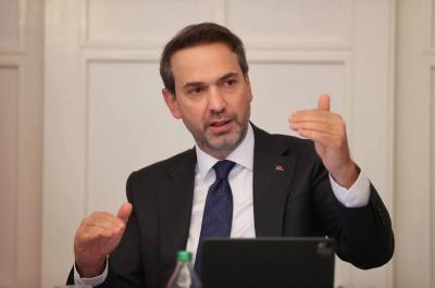 وزير الطاقة التركي: غاز تركمانستان قد يصل إلينا عبر إيران وأذربيجان