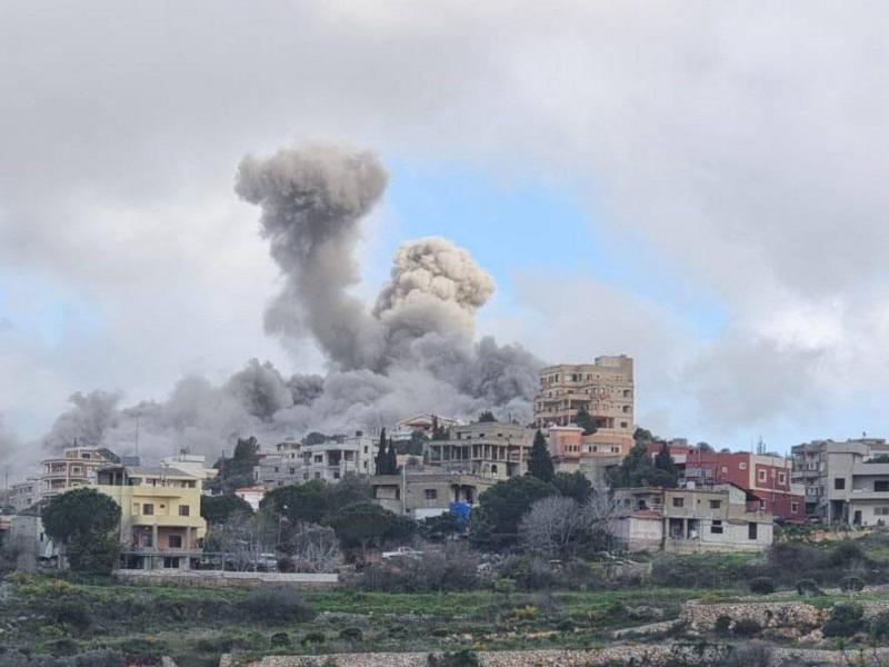 اللحظات الأولى بعد قصف بلدة ياطر الجنوبية (فيديو)