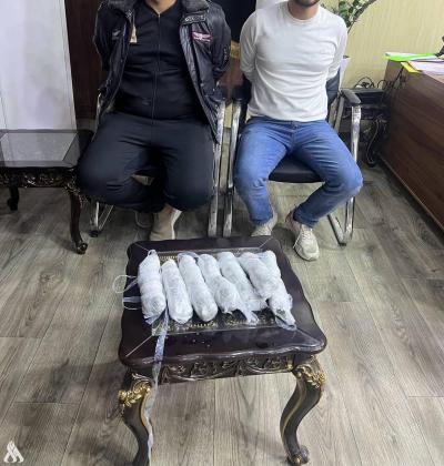 القبض على مسافرين اثنين بحوزتهما مواد مخدرة