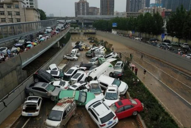 ارتفاع حصيلة الفيضانات في الصين إلى 33 قتيلا و8 مفقودين