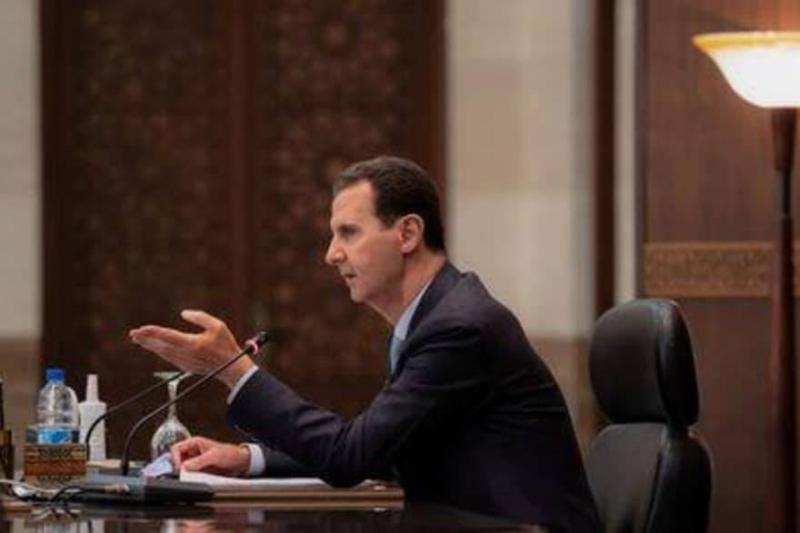الأسد يكلف رئيس الوزراء حسين عرنوس بتشكيل الحكومة الجديدة في سوريا