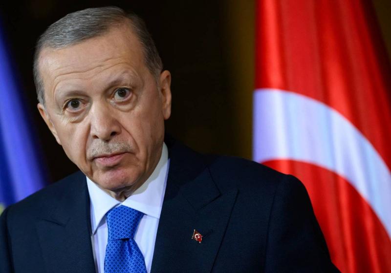 مقتل أحد حراس أردوغان خلال جولة للرئيس التركي
