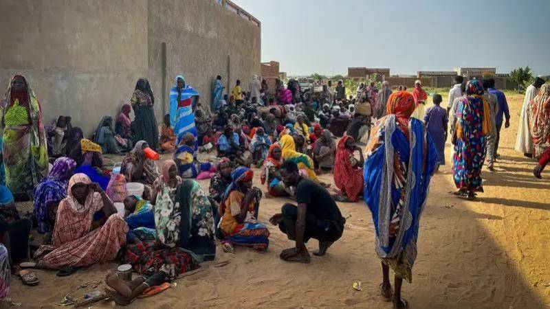 حرب السودان.. نحو 230 ألف طفل وامرأة 