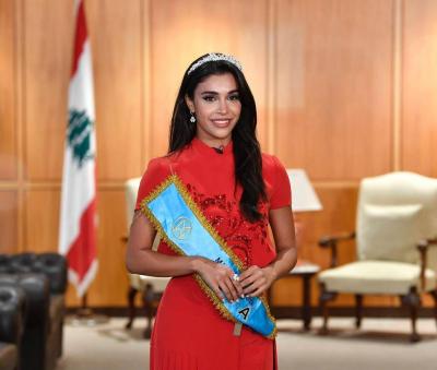 بدموع الفرح عادت ياسمينا زيتون الى بيروت وهذا ما قالته!..فيديو