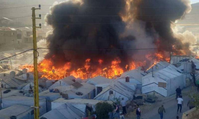 حريق في مخيم للنازحين السوريين في عرسال