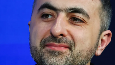 يقود الذكاء الاصطناعي في مايكروسوفت.. نبذة عن مصطفى سليمان