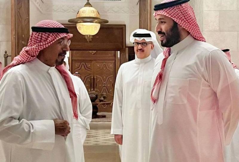 بالصور- محمد بن سلمان يلتقي رئيس مجلس الوزراء الكويتي