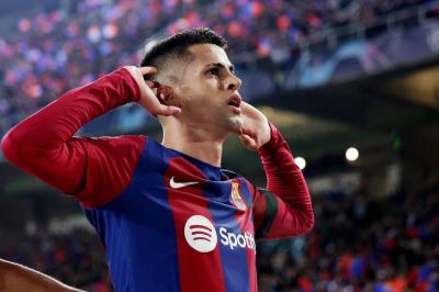 اشتباه في معاناة نجم برشلونة من إصابة بالقلب