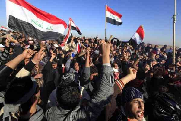 وقفة احتجاجية في البصرة للمطالبة بتقليص العمالة الأجنبية- فيديو