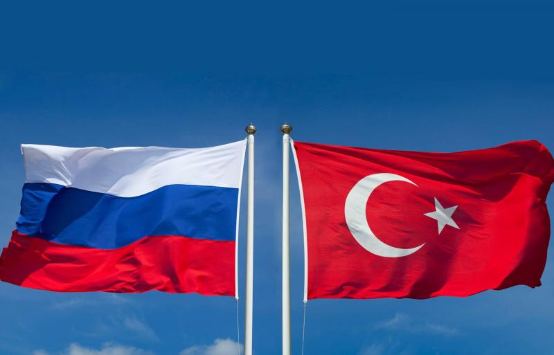 مسؤول تركي: منفذو هجوم موسكو مروا بتركيا