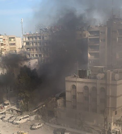 انفجارات تهزّ دمشق.. واستهداف شخصيات إيرانية (فيديو)