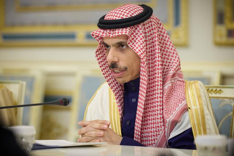 وزير الخارجية السعودي يتلقى اتصالاً من غوتيريش
