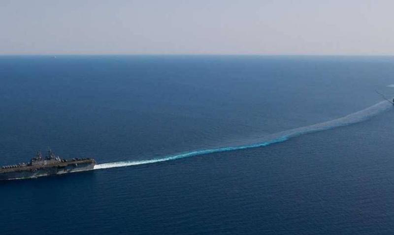البحرية الإيرانية: قواتنا سترافق سفننا التجارية