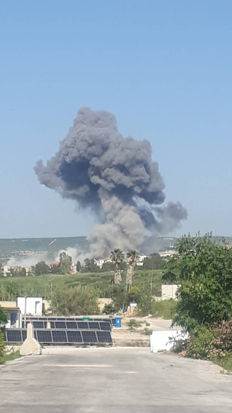 الطيران الحربي الاسرائيلي ينفذ غارة استهدفت وسط بلدة الناقورة في القطاع الغربي