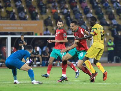 الإتحاد المغربي يتسلم قرار الكاف بشأن 