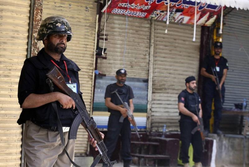 باكستان.. مقتل 7 عمال برصاص مسلحين قرب ميناء غوادر