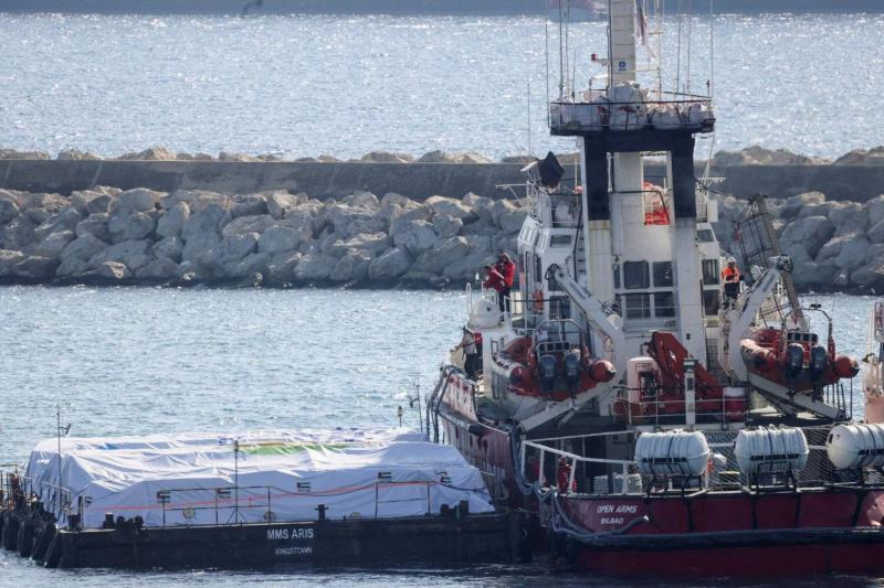 سفينة مساعدات تغادر قبرص متجهة إلى رصيف بنته أميركا قبالة غزة