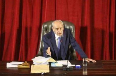 رئيس مجلس النواب اللبناني يحث على تشكيل الحكومة هذا الأسبوع