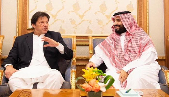 الأمير محمد بن سلمان وعمران خان يستعرضان تطورات ملف أفغانستان