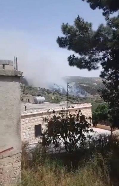 بالفيديو..  اندلاع النيران في حرج بلدة مركبا