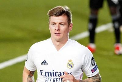 توني كروس يعلن انتهاء رحلته مع مدريد ويكشف عن وجهته