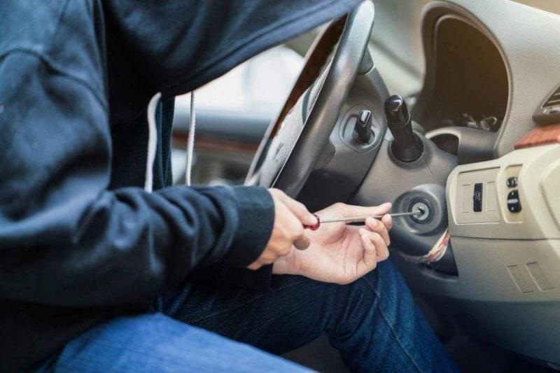 تعرض مواطن للضرب وسرقة سيارته في منطقة جزين