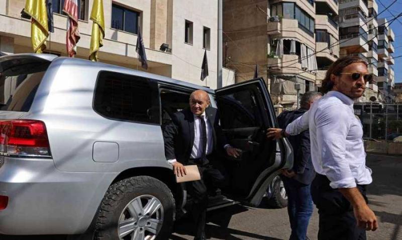 لودريان يسأل: لماذا لا تُنفذ خارطة الخماسية؟