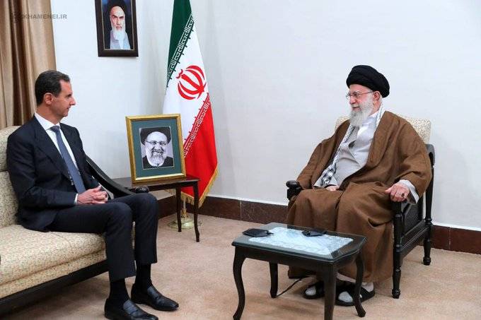 الخامنئي يلتقي الأسد في طهران: المقاومة هي الهوية المميزة لسوريا