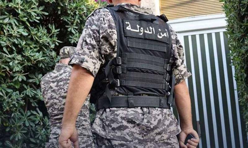 أمن الدولة تدهم مستودعًا للطحين في المدينة الصناعية في زحلة
