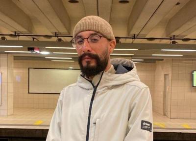 بسبب 