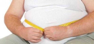أخطاء غذائية تزيد من تراكم دهون البطن.. تجنبوها