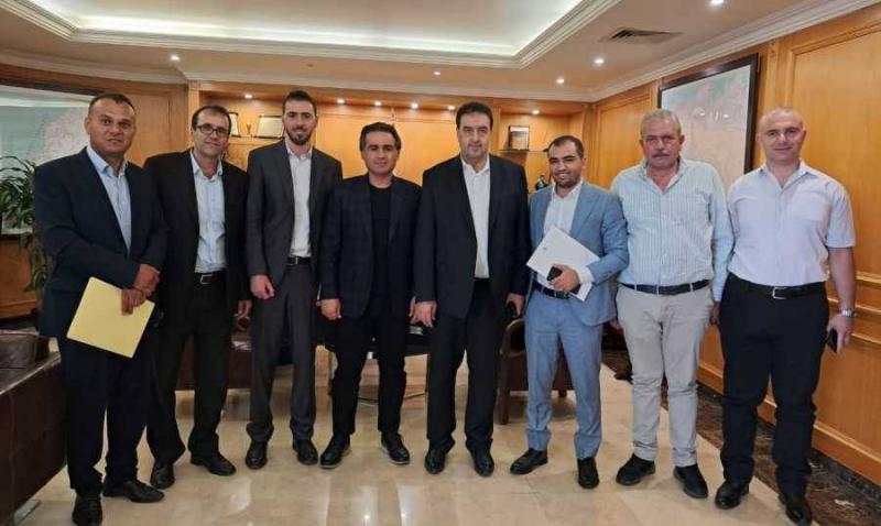 لقاءات نيابية لوزير الأشغال