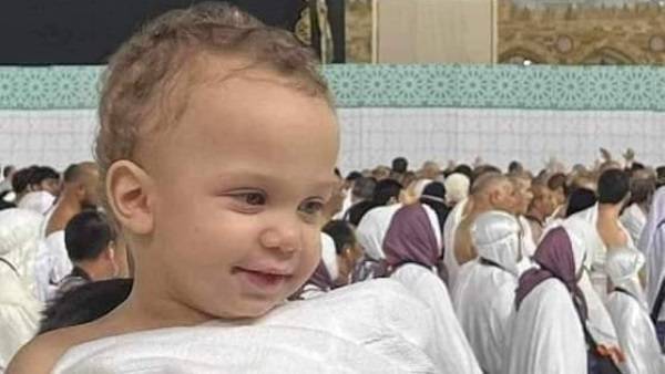 فاجعة بالحرم المكي.. وفاة أصغر حاج مصري بالأراضي ‏المقدسة