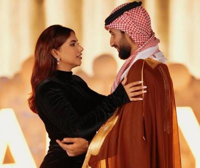 من تهكير صفحتها لخِطبتها.. القصة الكاملة للبلوغر نور ستارز