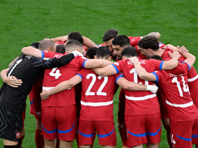 صربيا تهدد بالانسحاب من اليورو