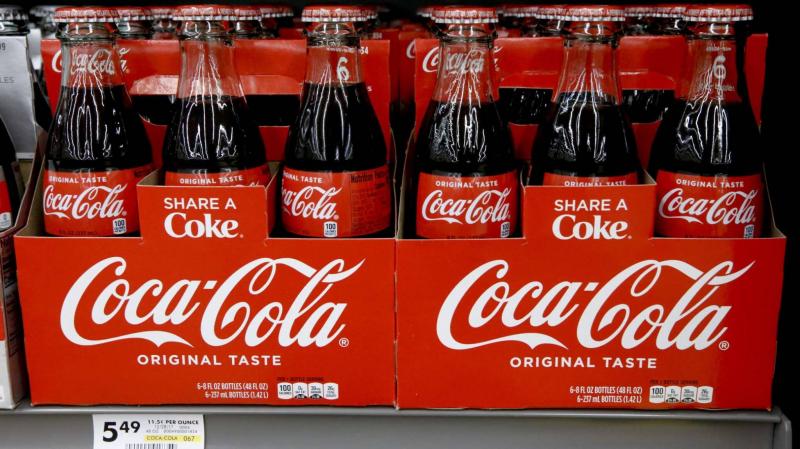 سحب عبوات كوكا كولا في فرنسا بسبب مخاطر صحية