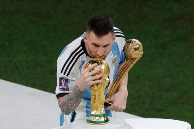 ميسي ينتقد ملاعب كوبا أميركا