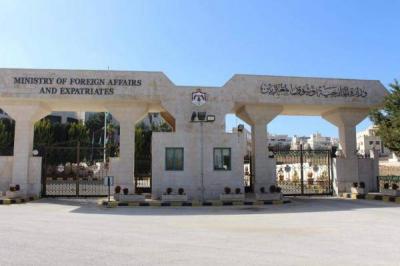 الأردن تطلب من مواطنيها تجنب السفر إلى لبنان