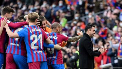 برشلونة يطارد صفقة مفاجئة