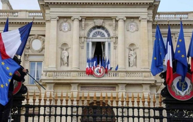 باريس تعبر عن قلقها: الوضع في لبنان خطر!