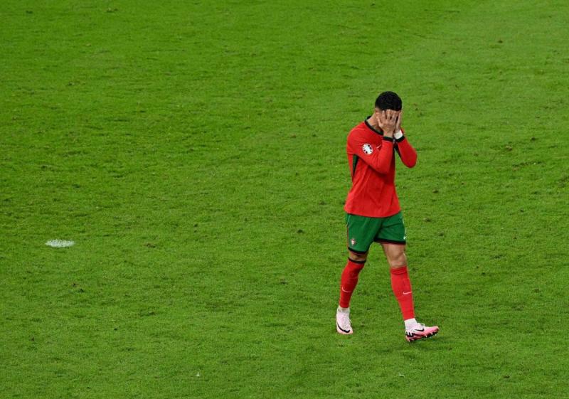 هل يستمر رونالدو مع البرتغال حتى مونديال 2026؟