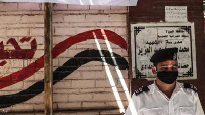 جريمة مروعة في مصر.. هشم رأس زوجته وحرق المنزل لإخفاء فعلته