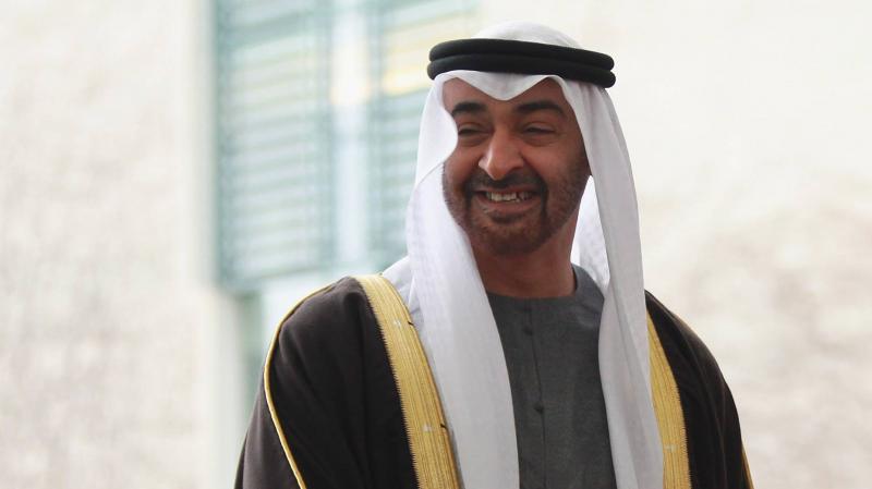 محمد بن زايد يُهنّئ ملك المغرب بذكرى جلوسه على العرش