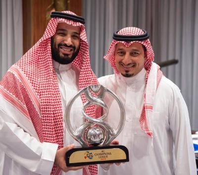 ولي العهد يبارك استكمال ملف السعودية لاستضافة المونديال