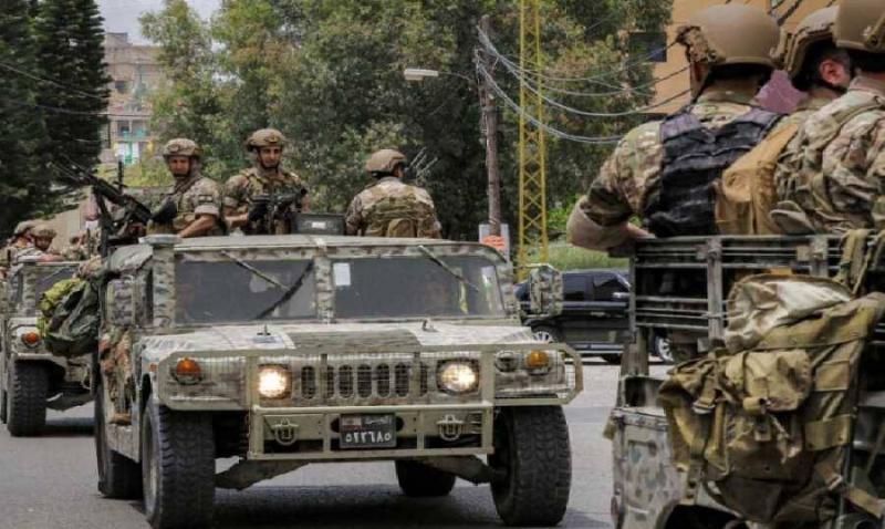 مداهمة محال لبيع أسلحة صيد في طرابلس
