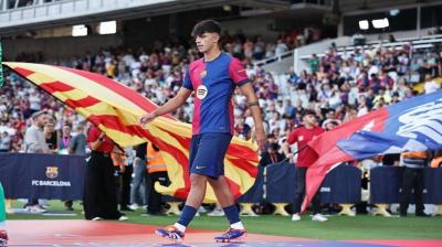 والد أحد لاعبي ليفربول يتمنى رؤيته في برشلونة